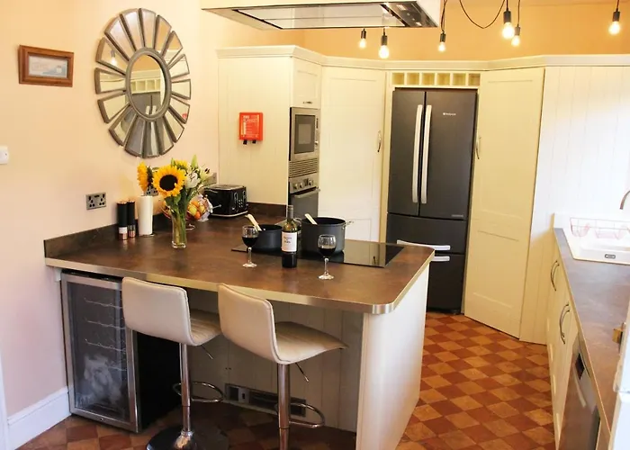 District 4 Bedroom House, Ings, Cumbria. Nyaraló Kendal