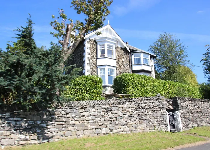 District 4 Bedroom House, Ings, Cumbria. Nyaraló Kendal