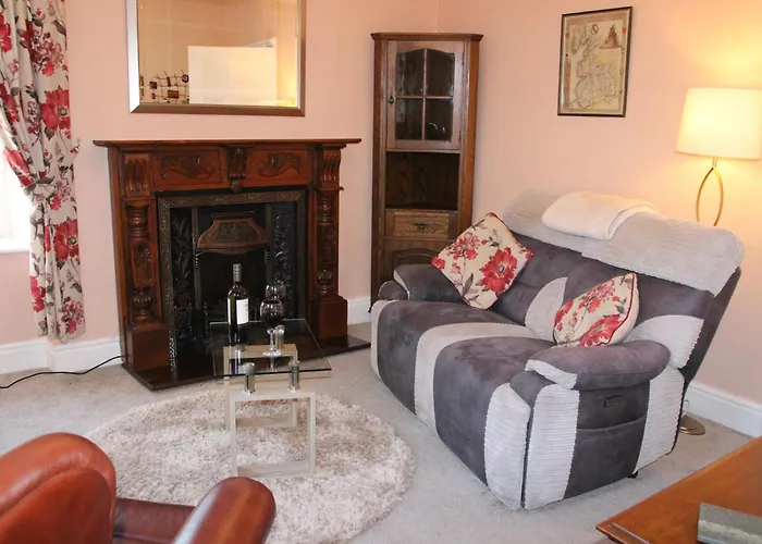 Nyaraló District 4 Bedroom House, Ings, Cumbria. Kendal