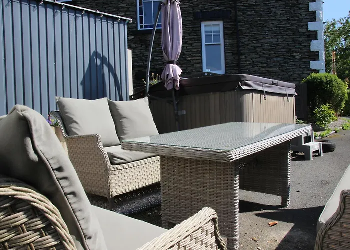 District 4 Bedroom House, Ings, Cumbria. Nyaraló Kendal