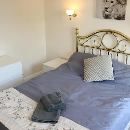 District 4 Bedroom House, Ings, Cumbria. 度假居 肯德尔