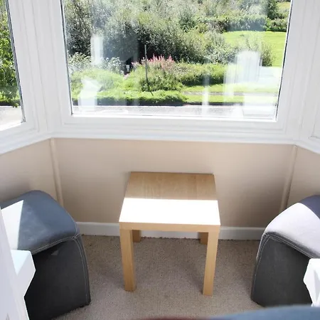 District 4 Bedroom House, Ings, Cumbria. 度假居 肯德尔