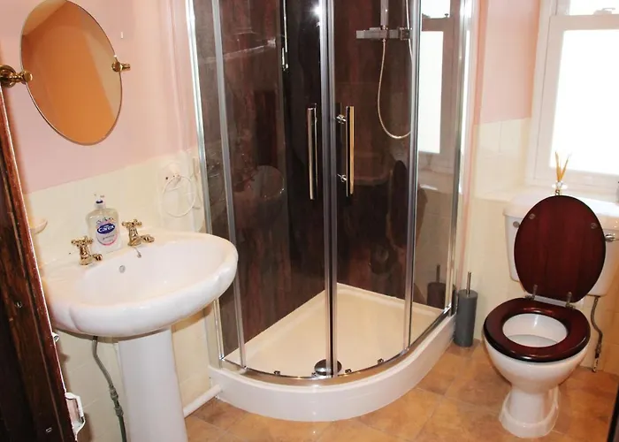 בית נופש District 4 Bedroom House, Ings, Cumbria. קנדל