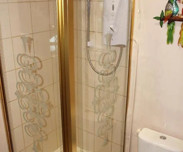 בית נופש District 4 Bedroom House, Ings, Cumbria. קנדל