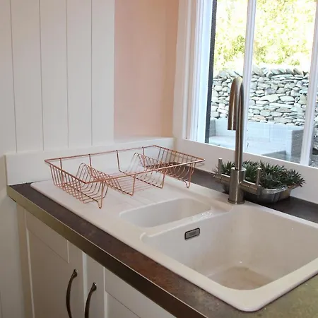 District 4 Bedroom House, Ings, Cumbria. Nyaraló