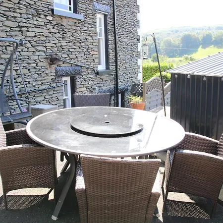 District 4 Bedroom House, Ings, Cumbria. Nyaraló Kendal